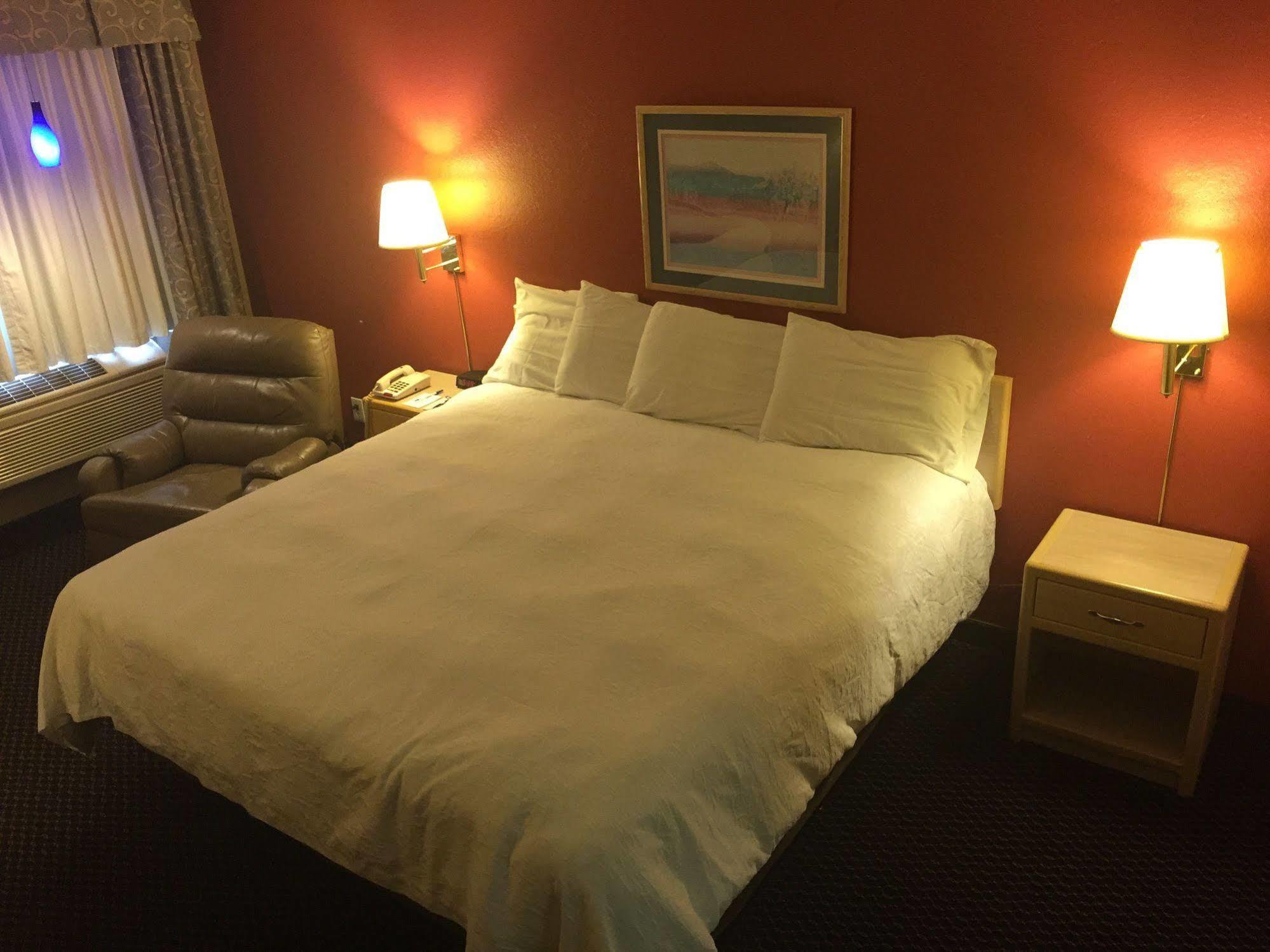 Americas Best Value Inn - גארדן סיטי מראה חיצוני תמונה